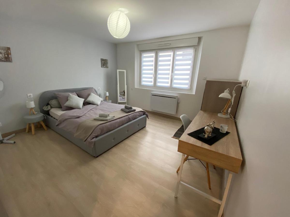 Toul Appartement Entier Avec Parking Prive Au Calme Cosy A Etage Avec Balcon Exteriör bild